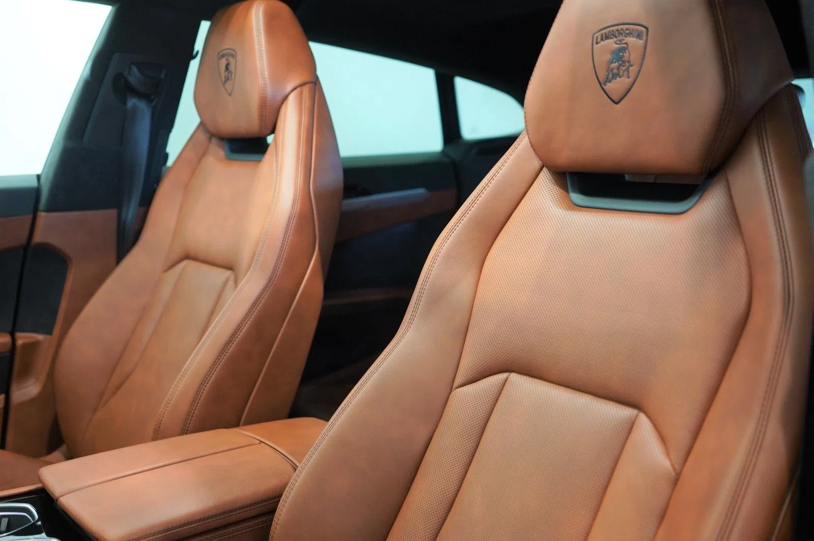 2018 Lamborghini Urus interior, seats, Vollleder, Braun