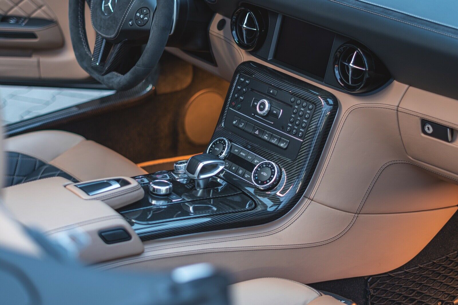 2012 Mercedes-Benz SLS AMG Roadster, 15/19