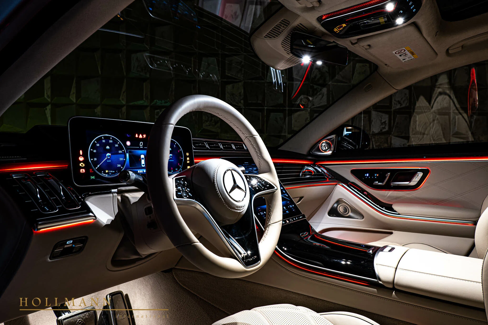 2021 Mercedes-Maybach S 680 interior, dashboard, Leather Exclusive Beige