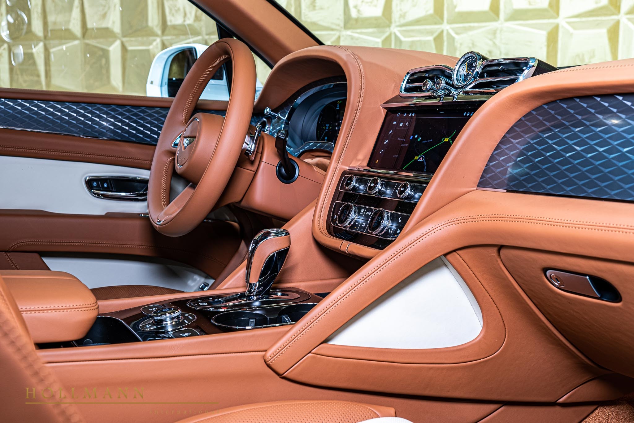 2022 Bentley Bentayga Hybrid, 3/20