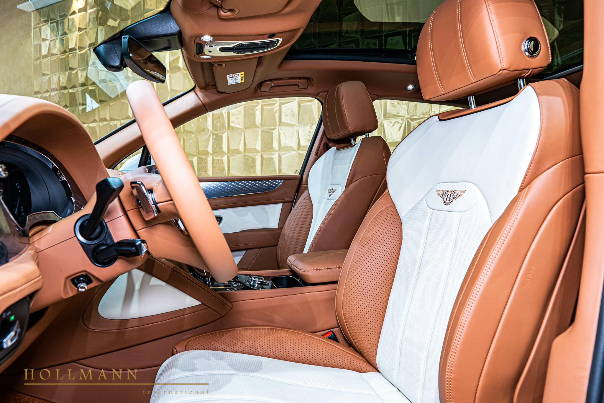 2022 Bentley Bentayga Hybrid, 5/20