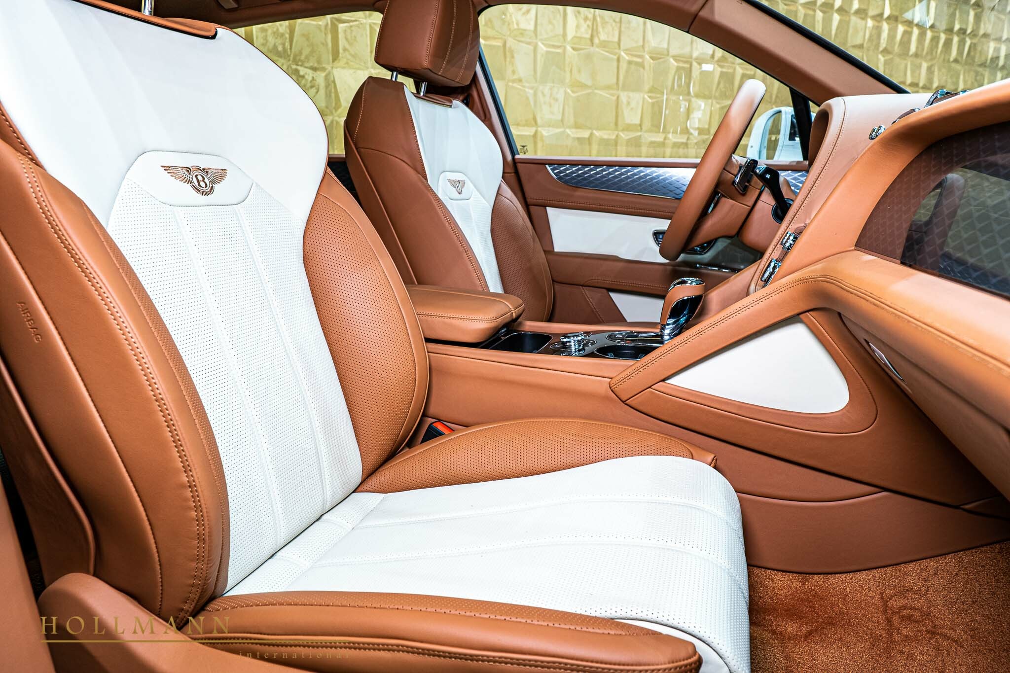 2022 Bentley Bentayga Hybrid, 16/20
