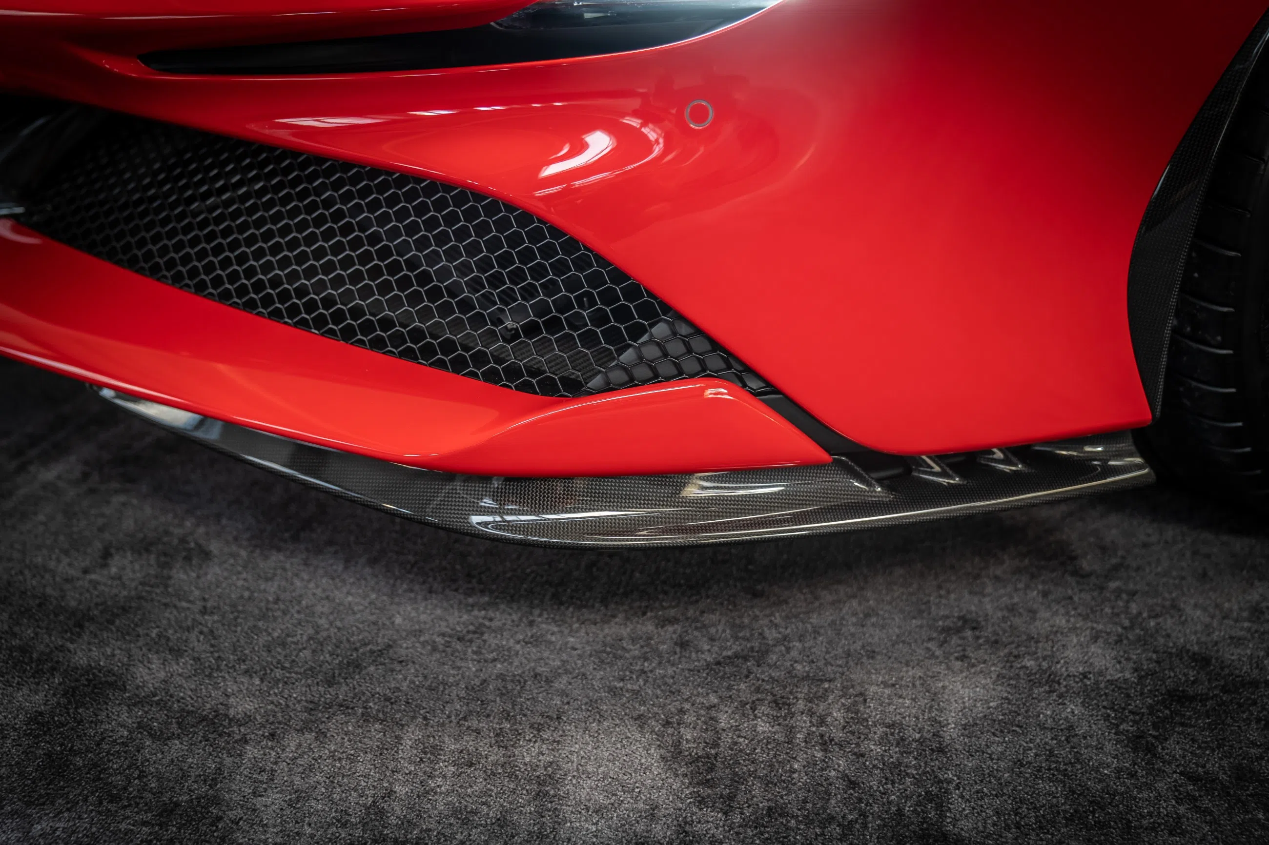 2021 Ferrari SF90 Stradale Spider, exterior, Rosso Corsa