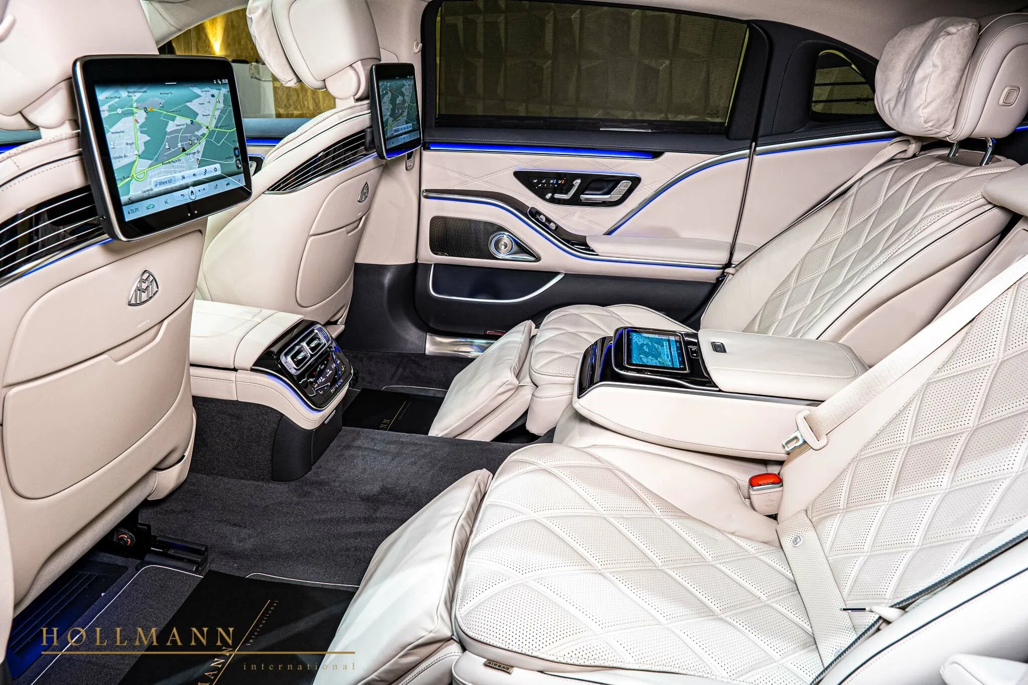 2022 Mercedes-Maybach S 580 interior, seats, Leather Beige