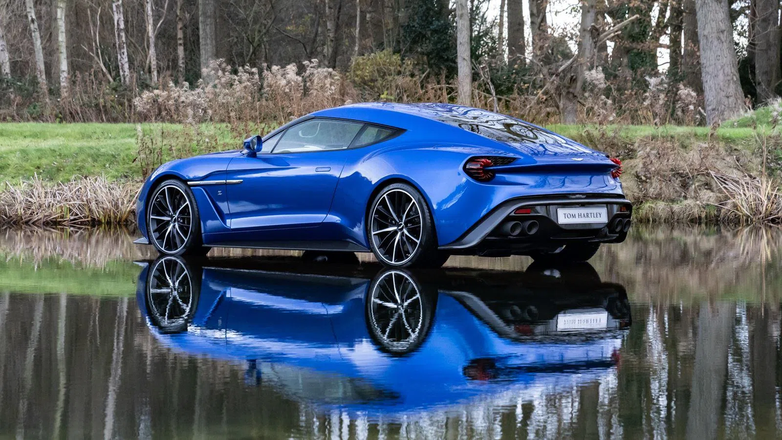 2017 Aston Martin VANQUISH V12 ZAGATO