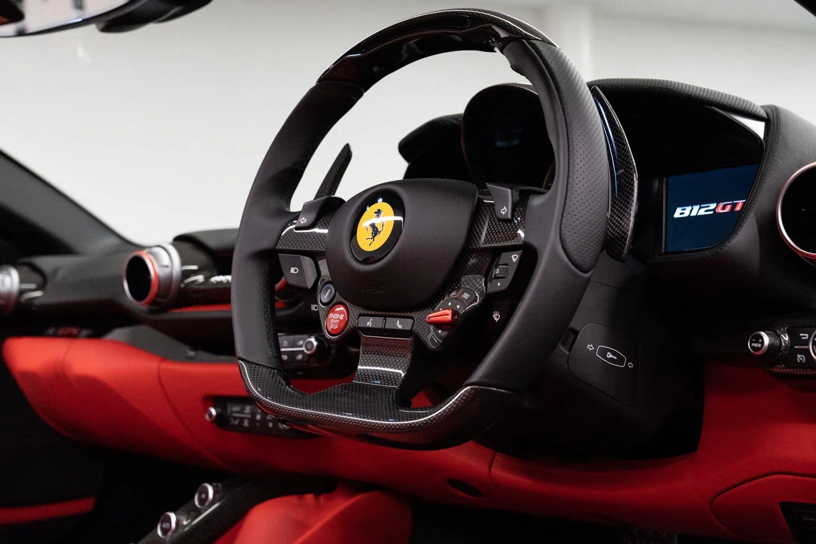 2021 Ferrari 812 GTS interior, Rosso Ferrari