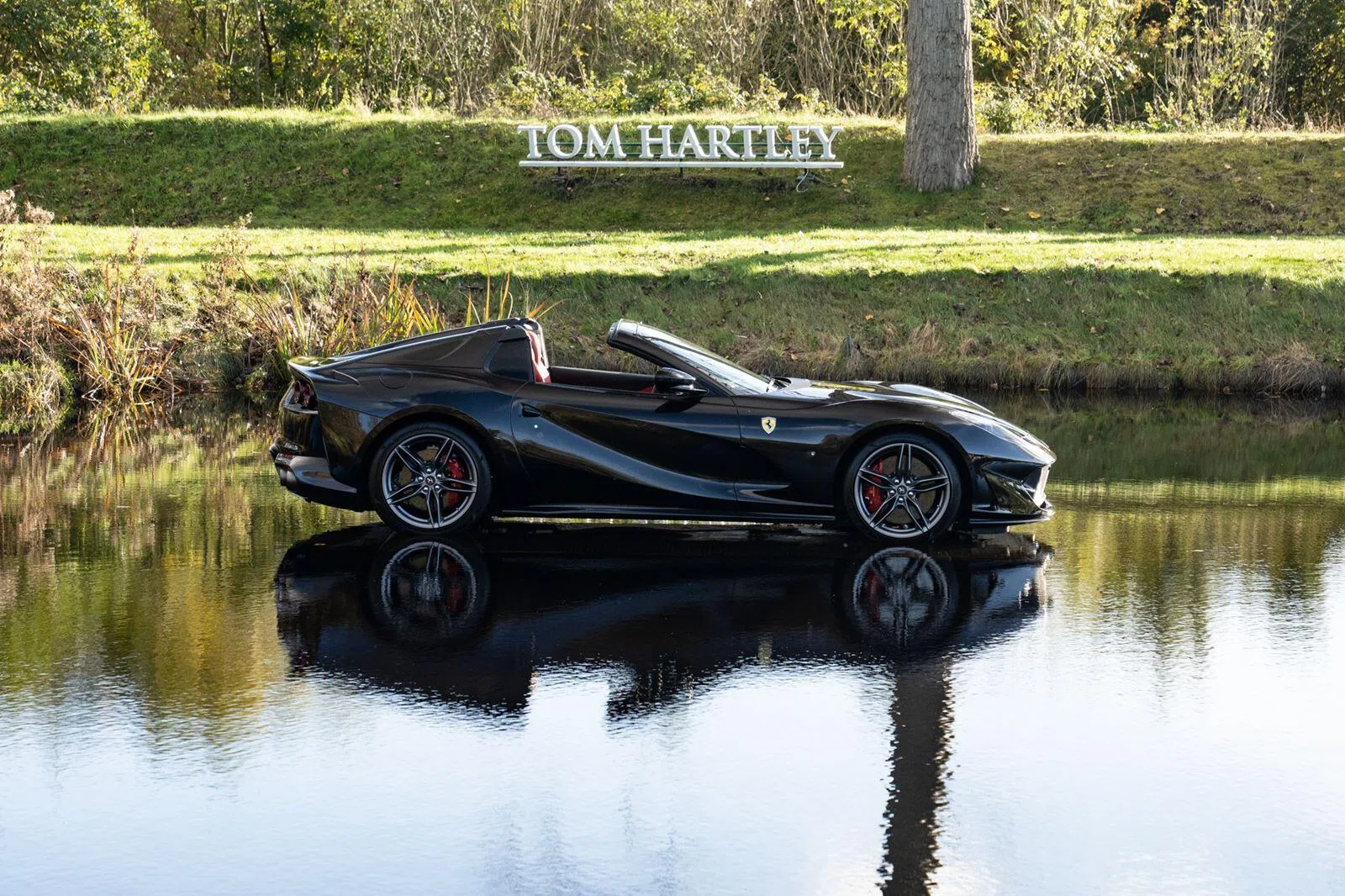 2021 Ferrari 812 GTS for sale, exterior, Nero Daytona