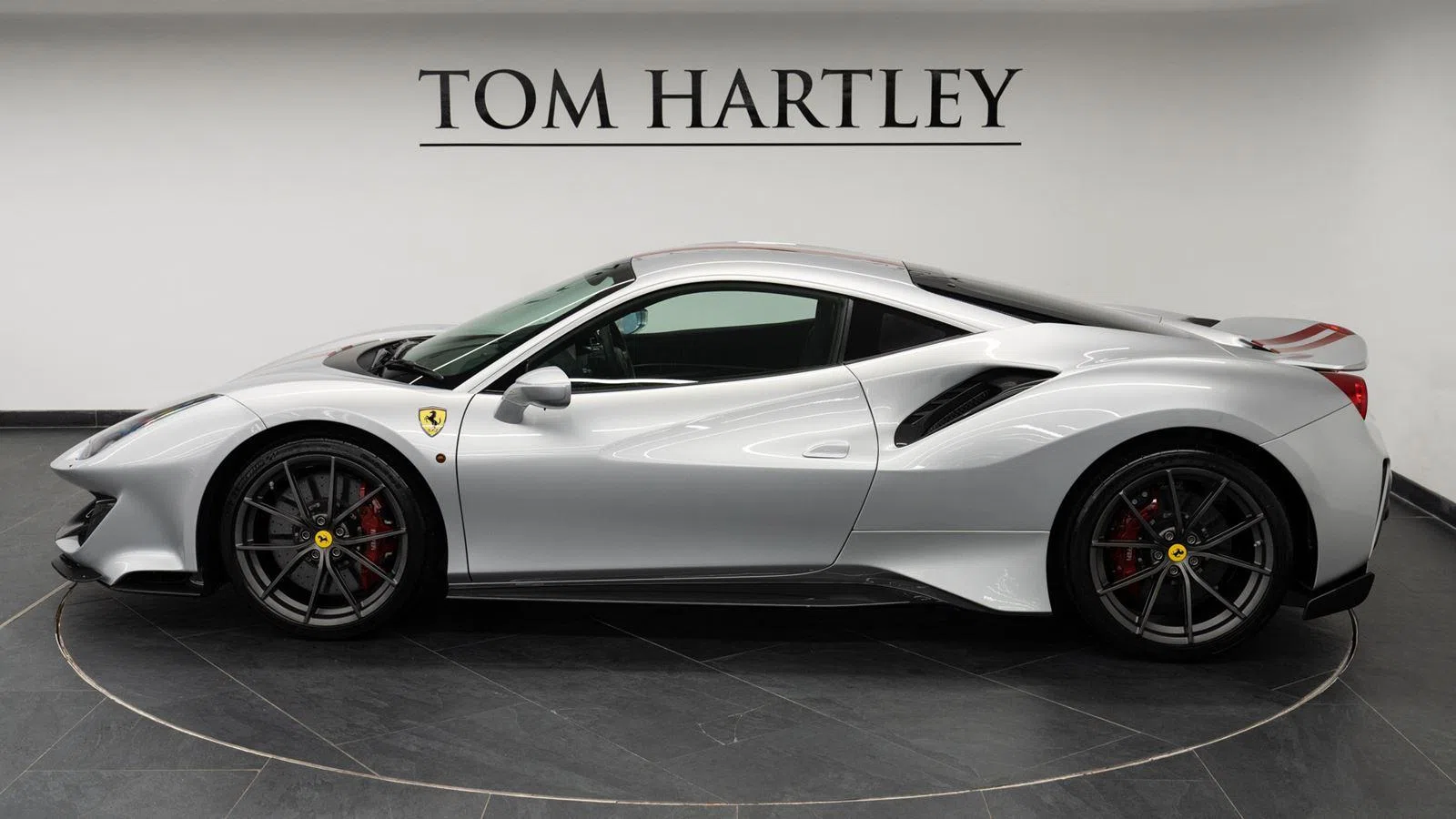 2019 Ferrari 488 PISTA, side profile, Argento Nurburgring