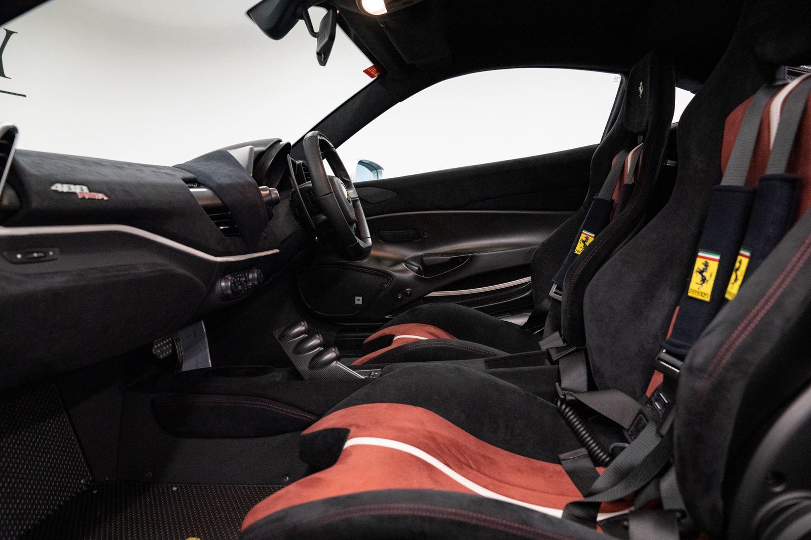 2019 Ferrari 488 PISTA, 16/20