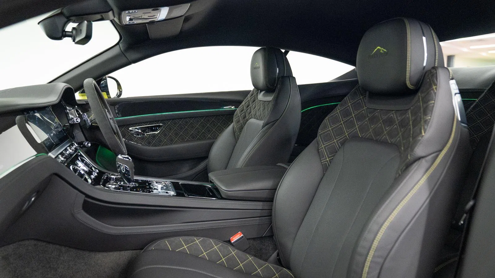 2020 Bentley CONTINENTAL GT W12 Limited Edition Pikes Peak interior, seats, Beluga Leather