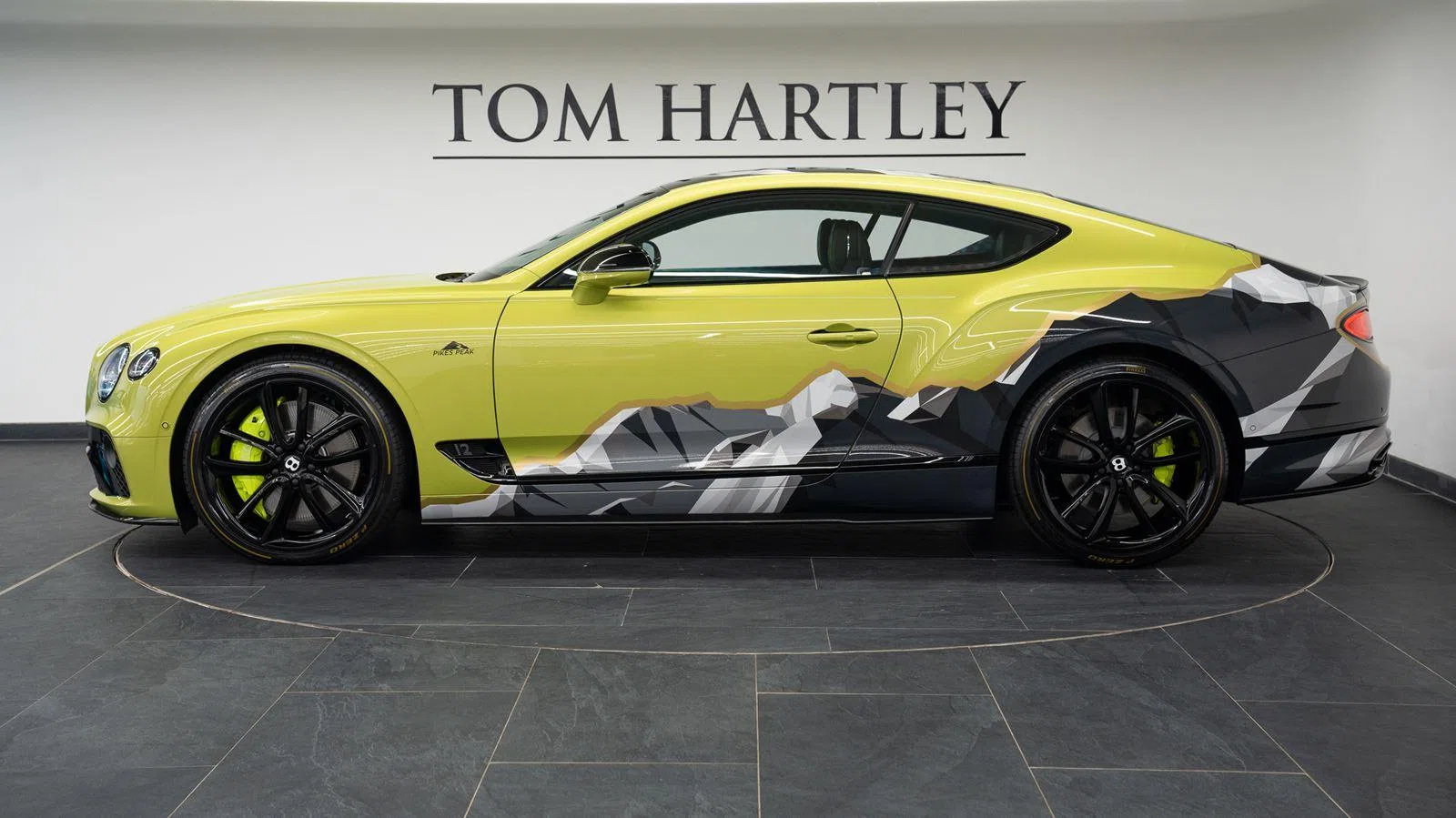 2020 Bentley CONTINENTAL GT W12 Limited Edition Pikes Peak, side profile, Radium Green & Black