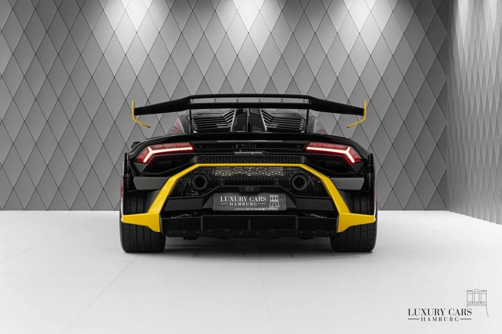 2021 Lamborghini Huracán STO for sale, exterior, Black, Yellow, Red