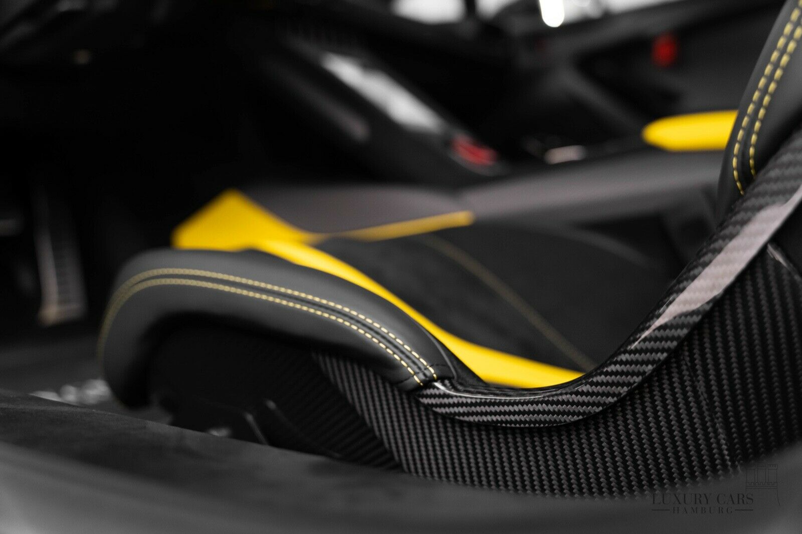 2021 Lamborghini Huracán STO, 16/18