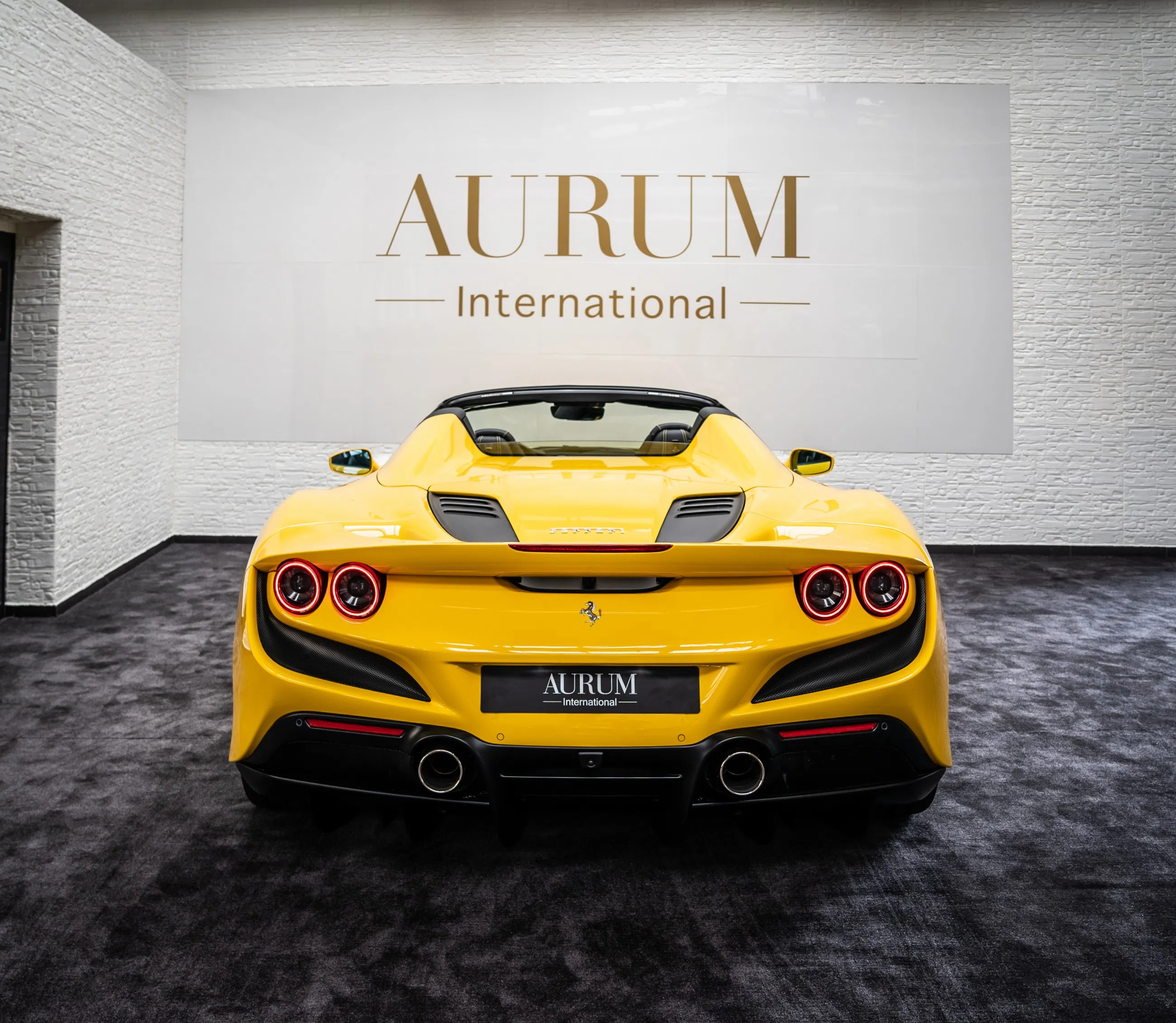 Ferrari F8 Spider, exterior, Giallo Modena uni