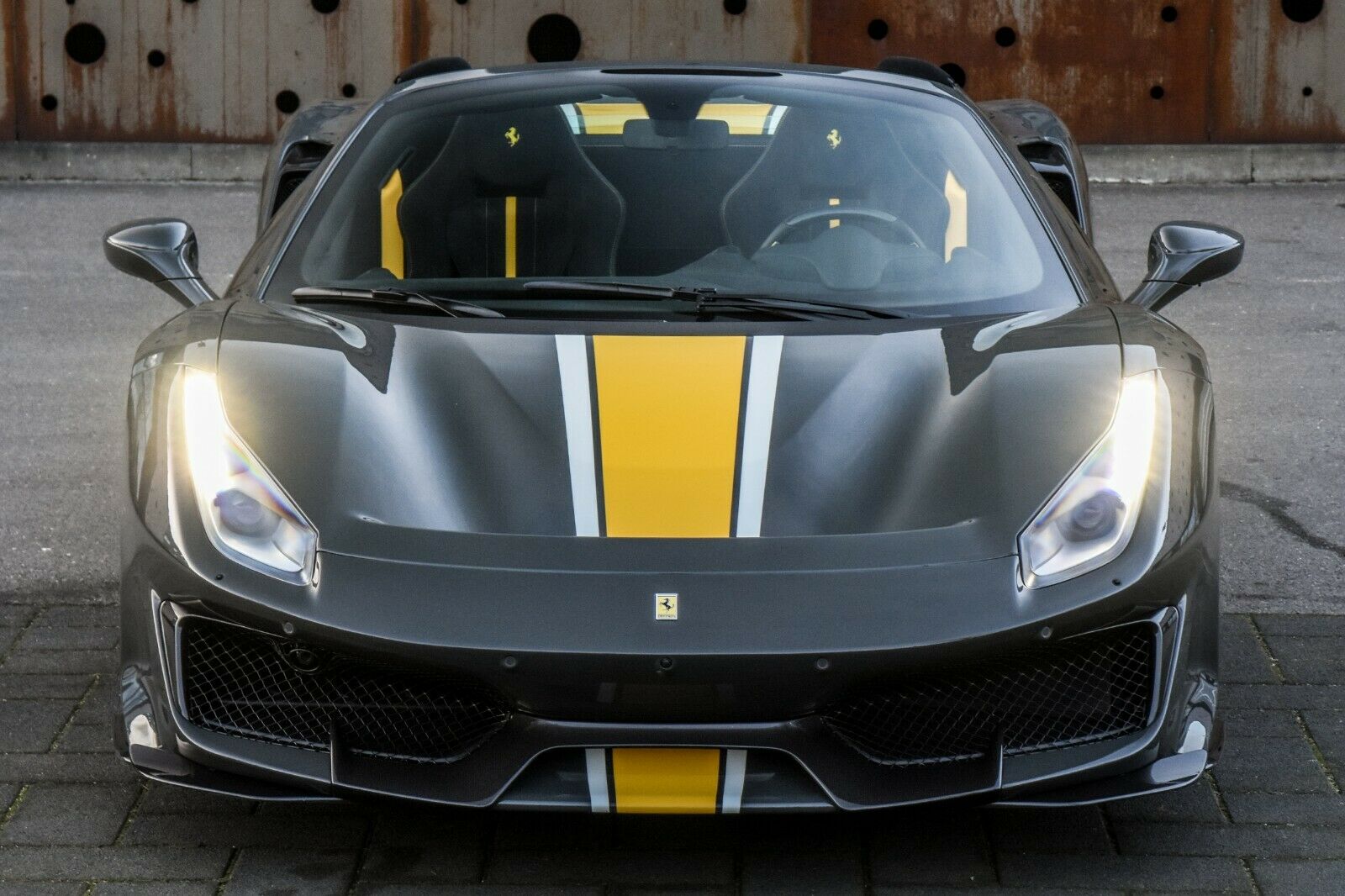 2019 FERRARI 488 PISTA SPIDER, 2/18