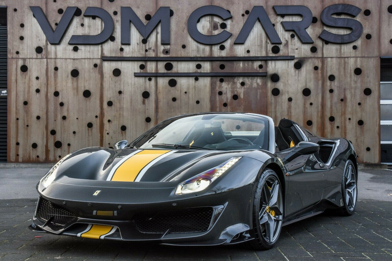 2019 FERRARI 488 PISTA SPIDER, 15/18