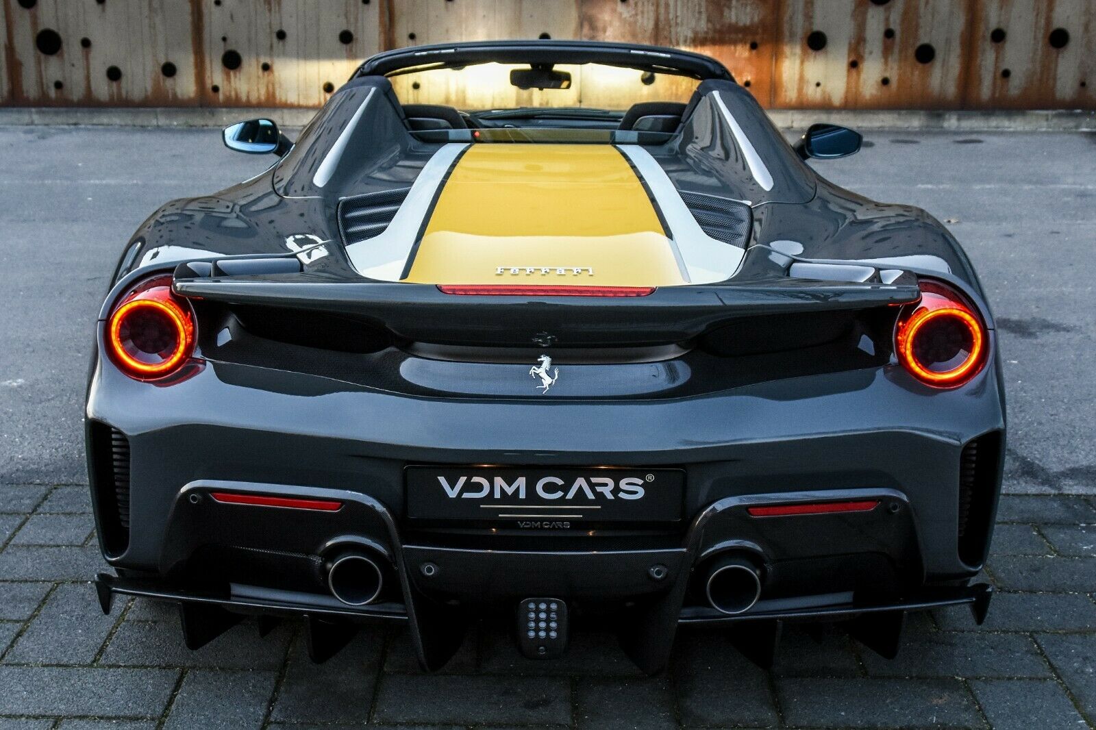 2019 FERRARI 488 PISTA SPIDER, 17/18