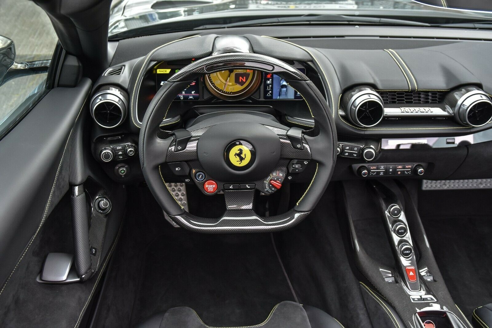 2021 FERRARI 812 GTS, 8/20