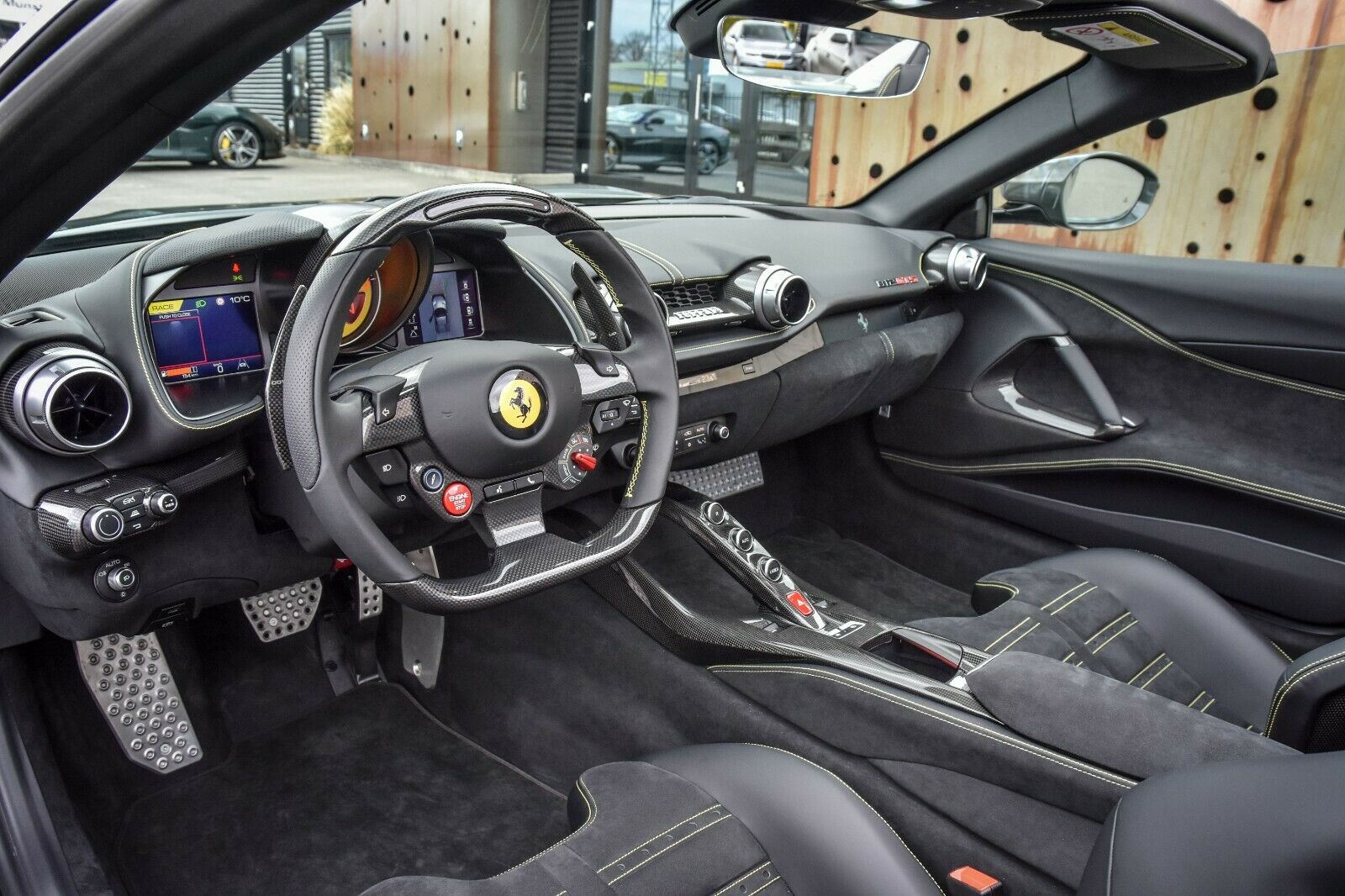 2021 FERRARI 812 GTS, 15/20