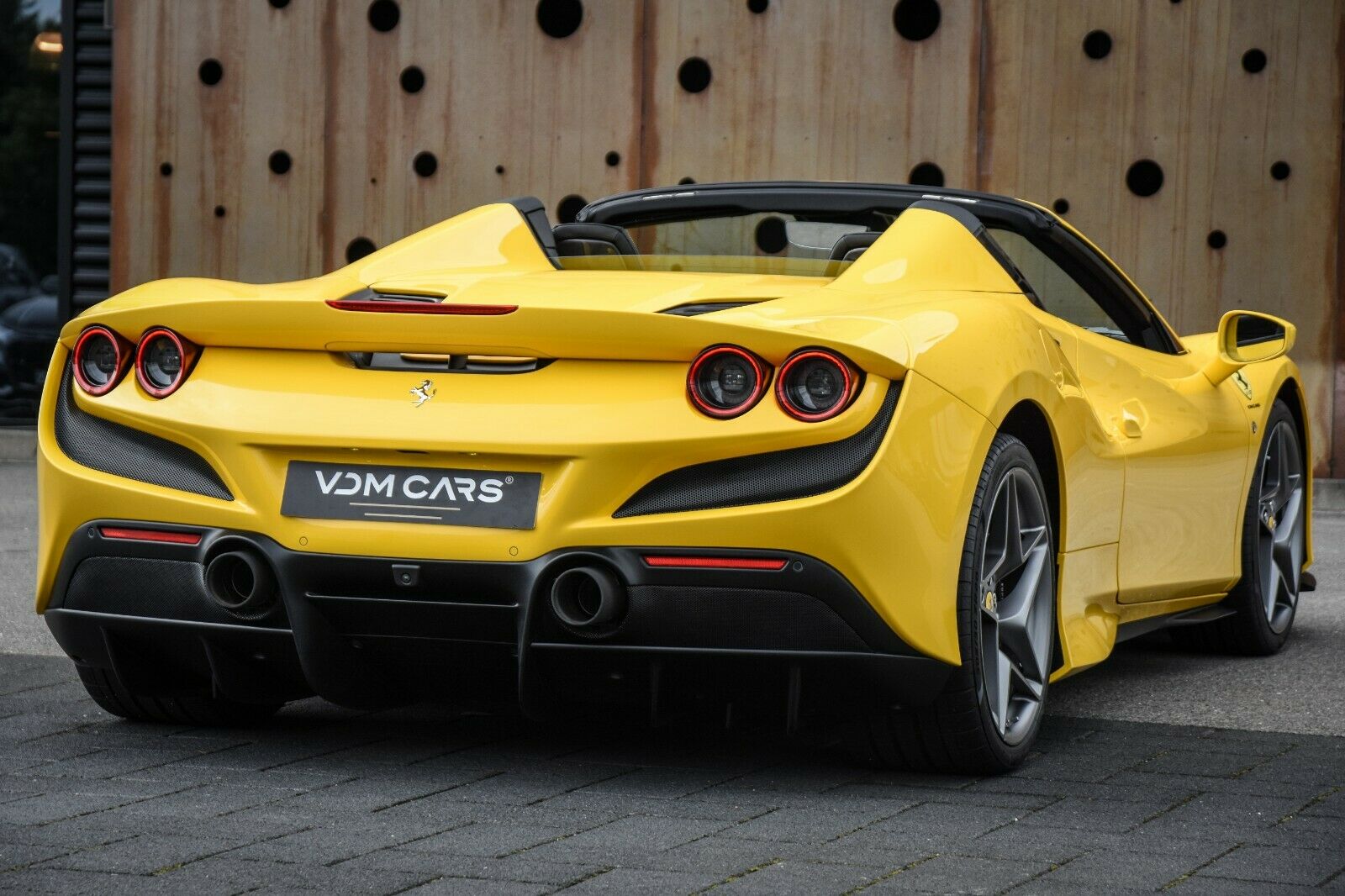 2021 Ferrari F8 Spider, 15/20