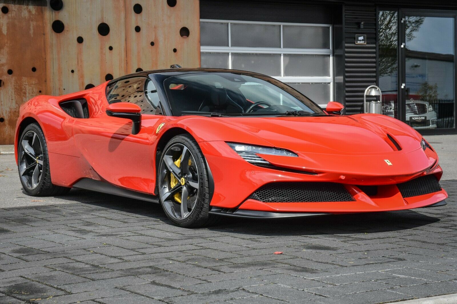 2021 Ferrari SF90 Stradale, 15/20