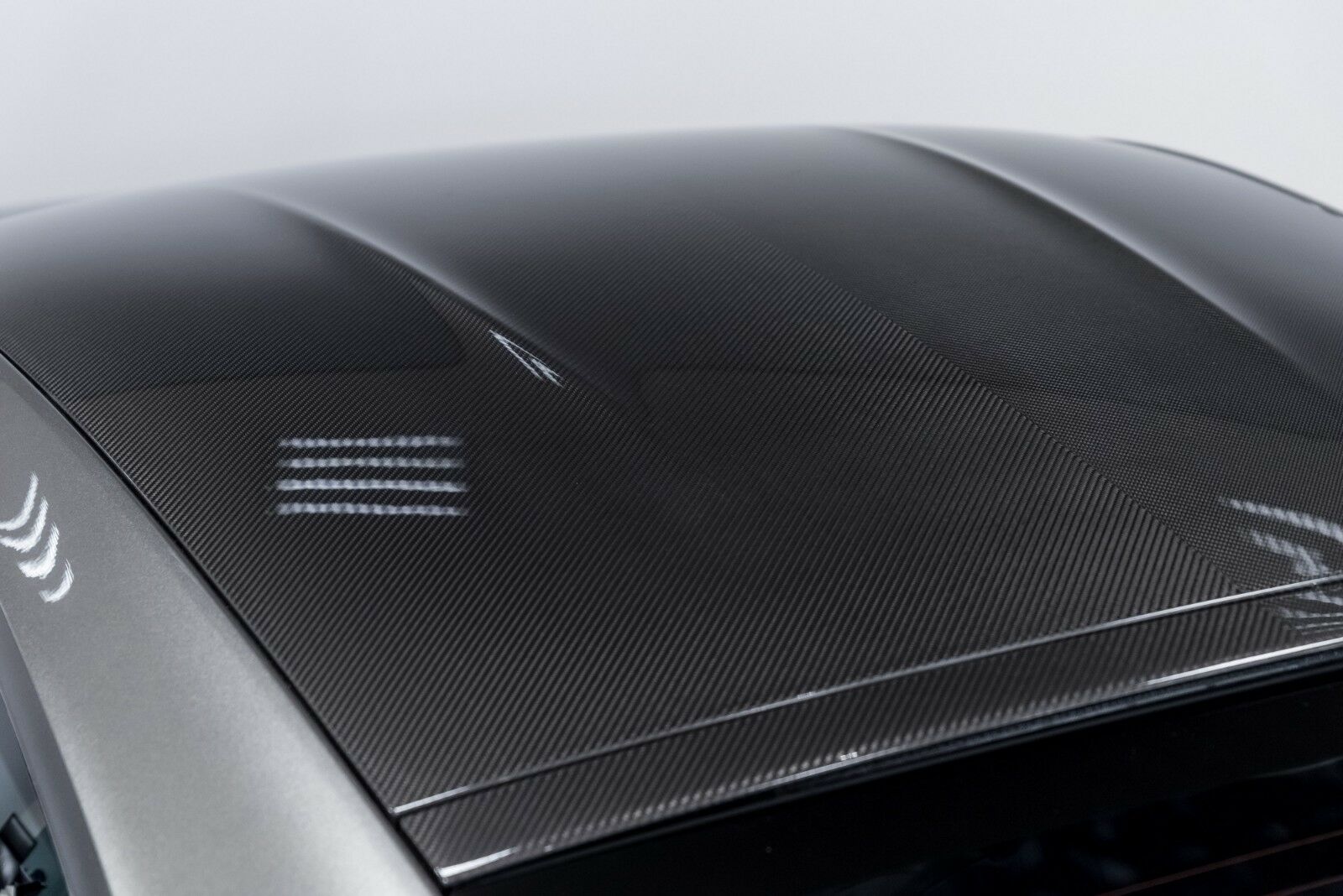 2019 Aston Martin DBS Superleggera Coupe Scintilla Silver by Q, 4/15