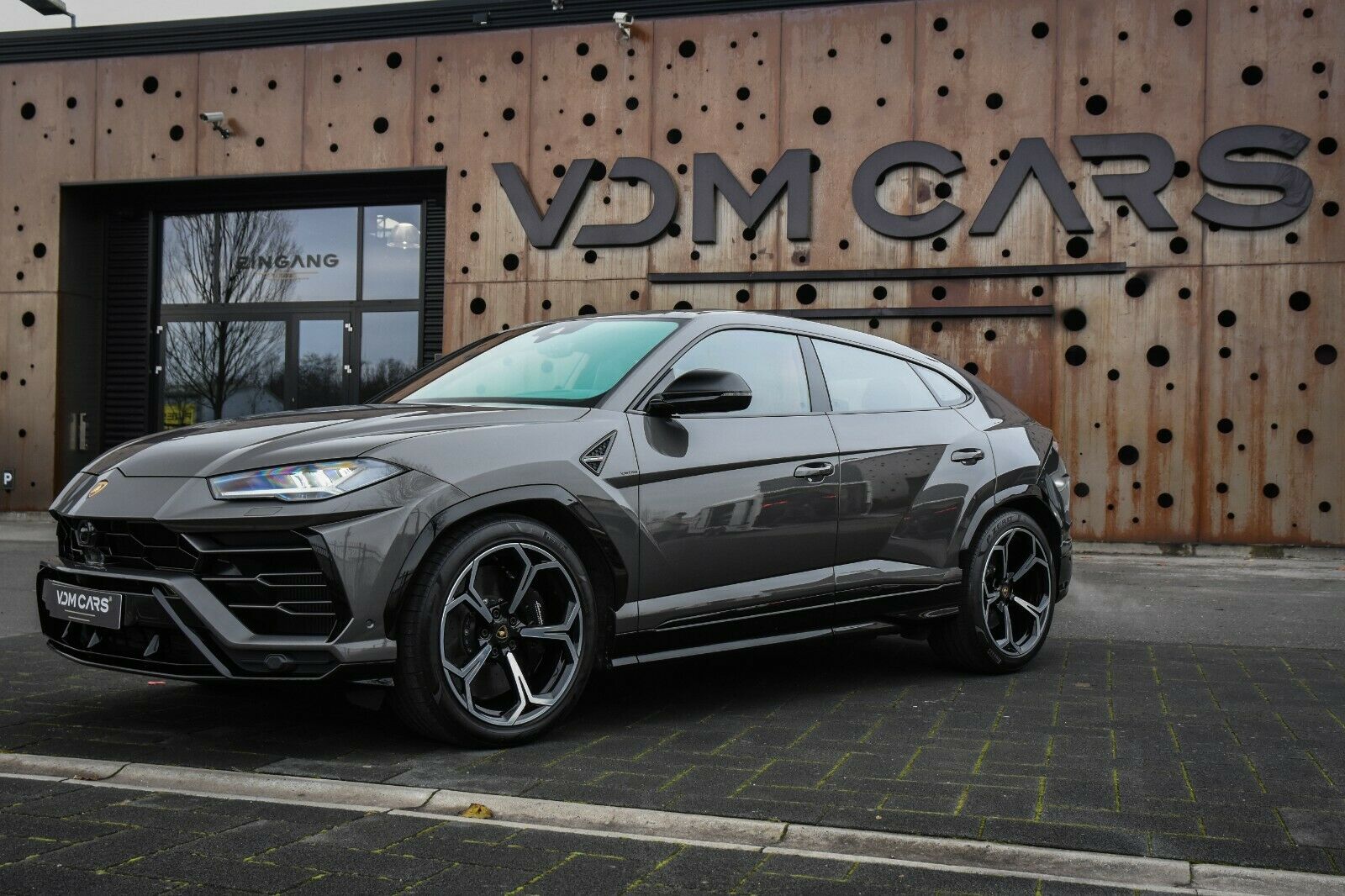 2021 LAMBORGHINI URUS