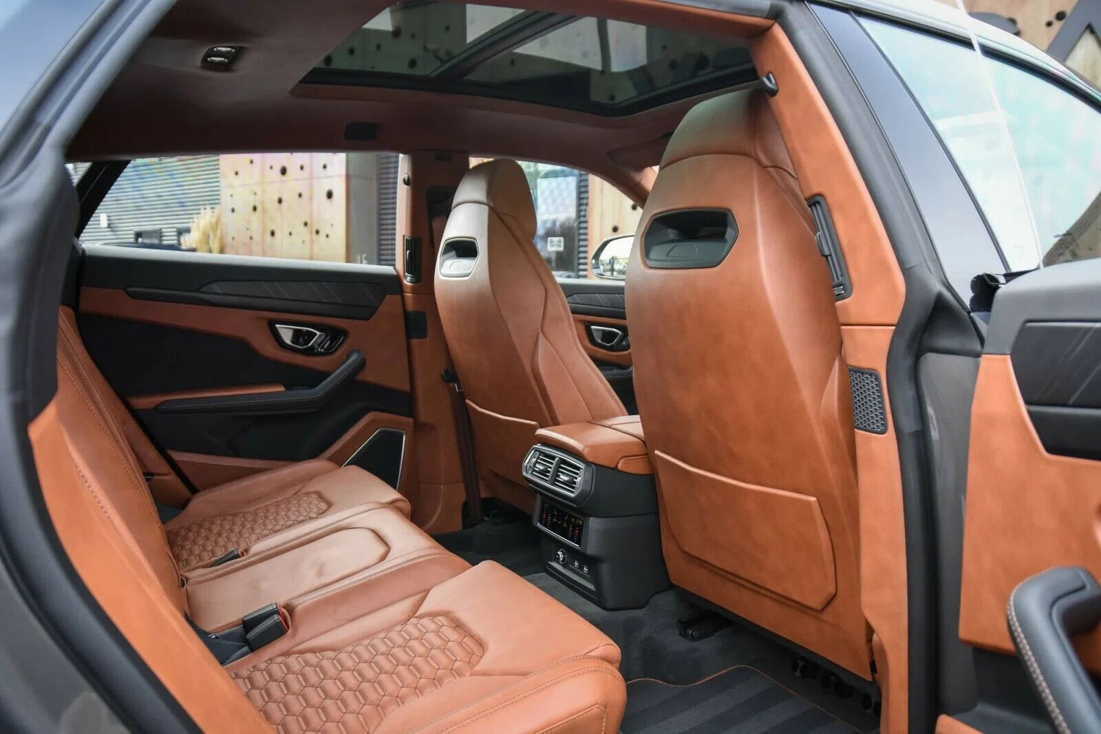 2021 Lamborghini Urus interior, seats, Full leather