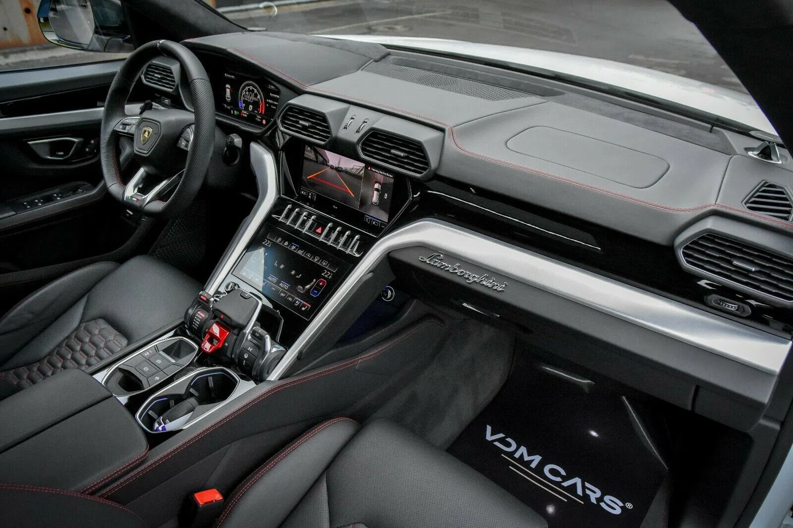 2018 Lamborghini Urus NOVITEC interior