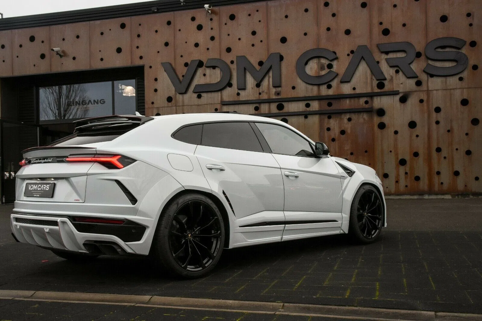 2018 Lamborghini Urus NOVITEC for sale, exterior, White