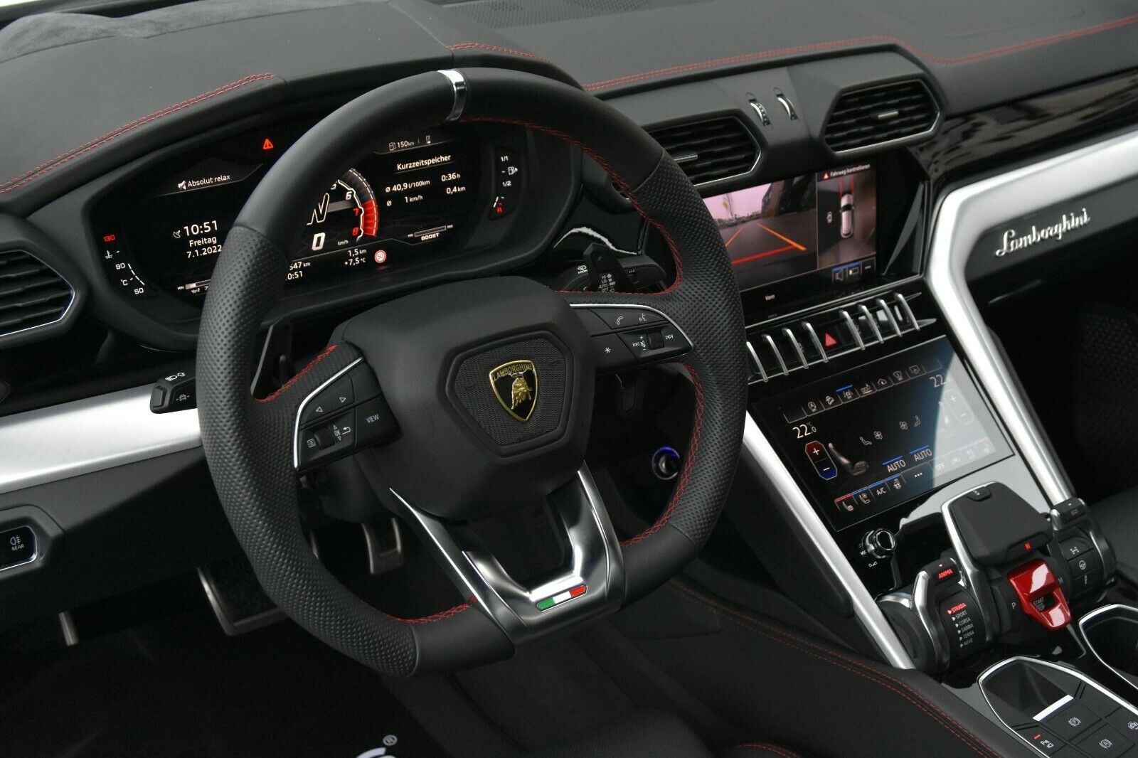 2018 Lamborghini Urus NOVITEC, 13/20