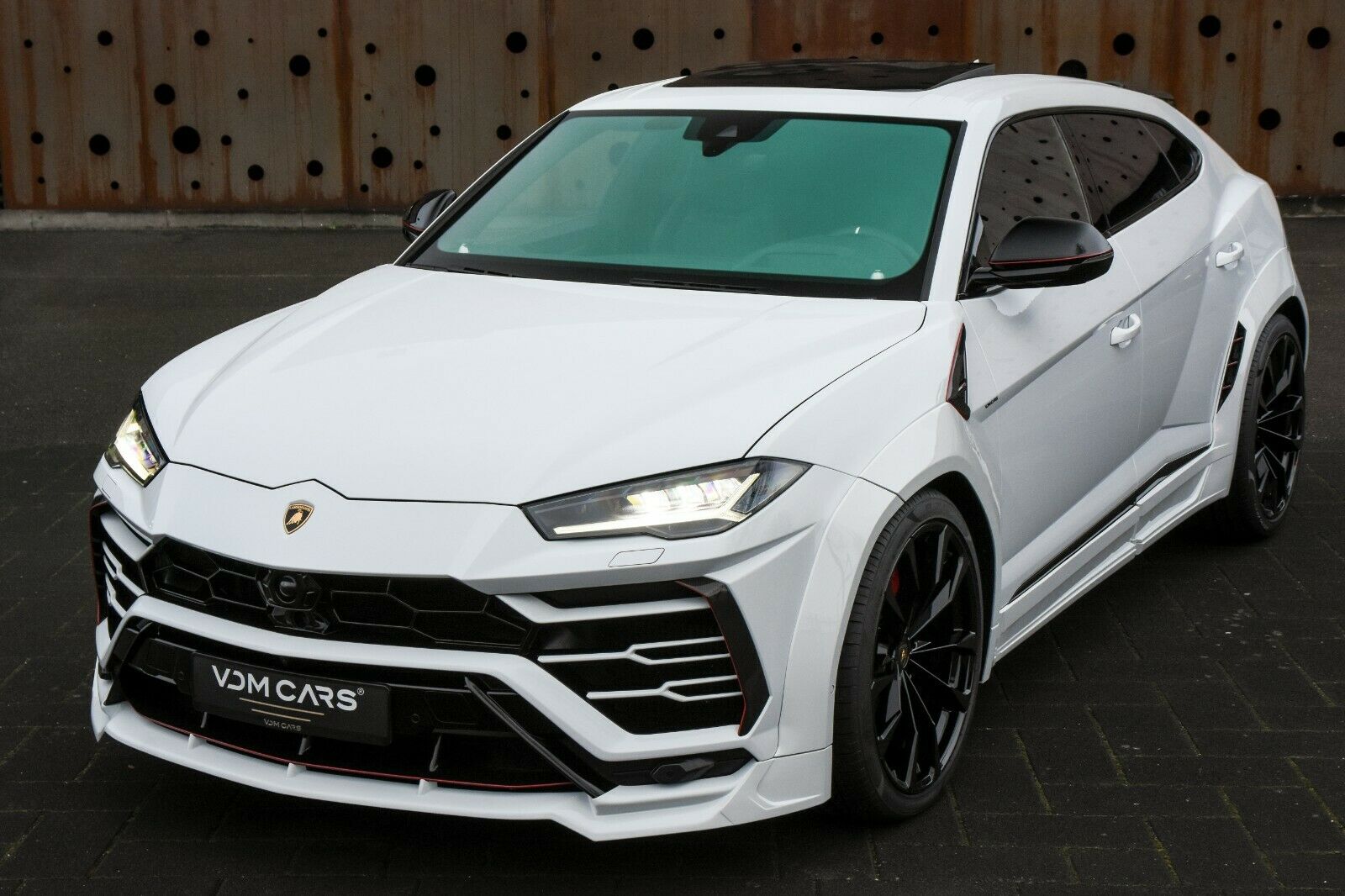 2018 Lamborghini Urus NOVITEC, 16/20