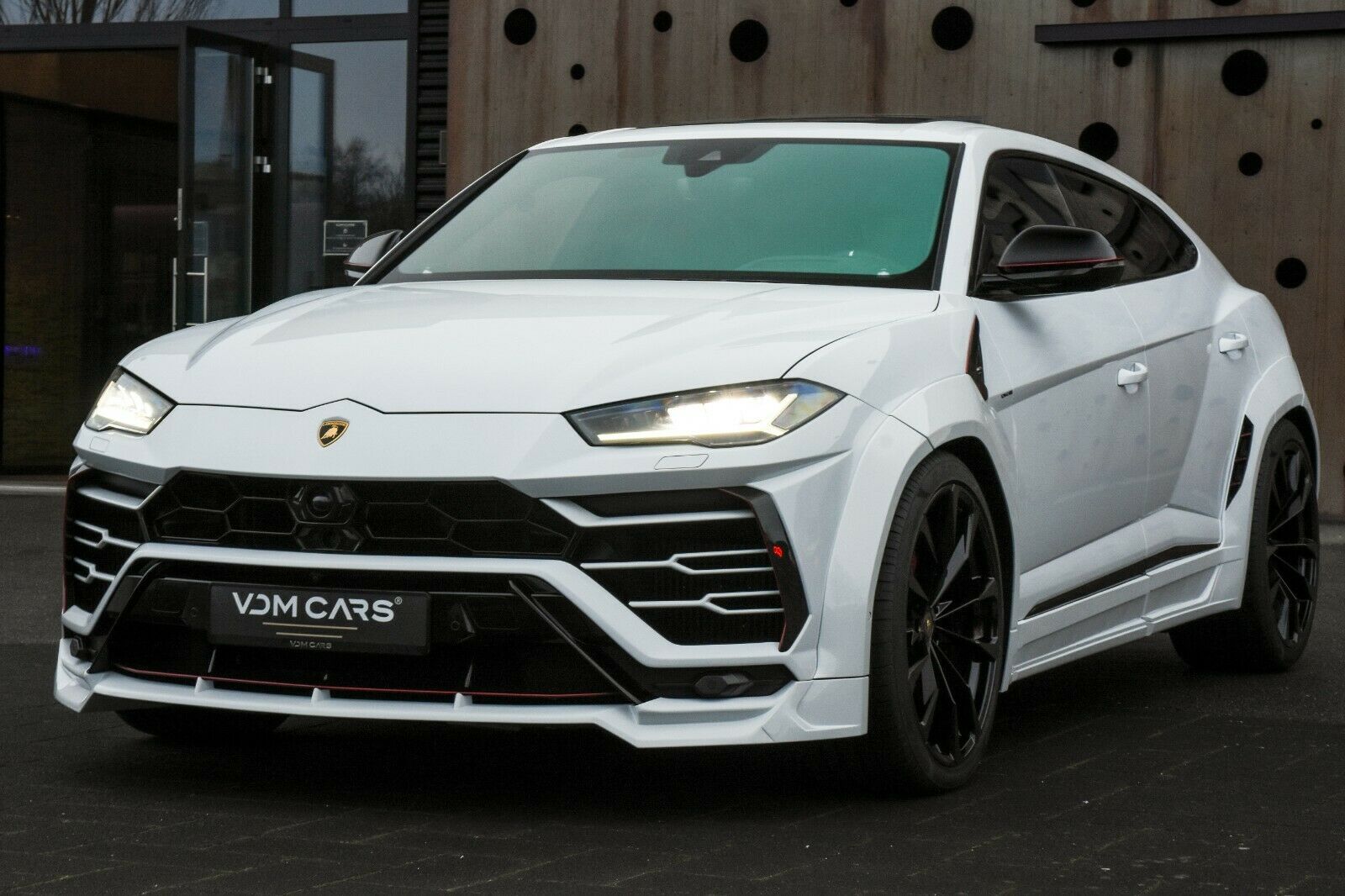 2018 Lamborghini Urus NOVITEC, 17/20