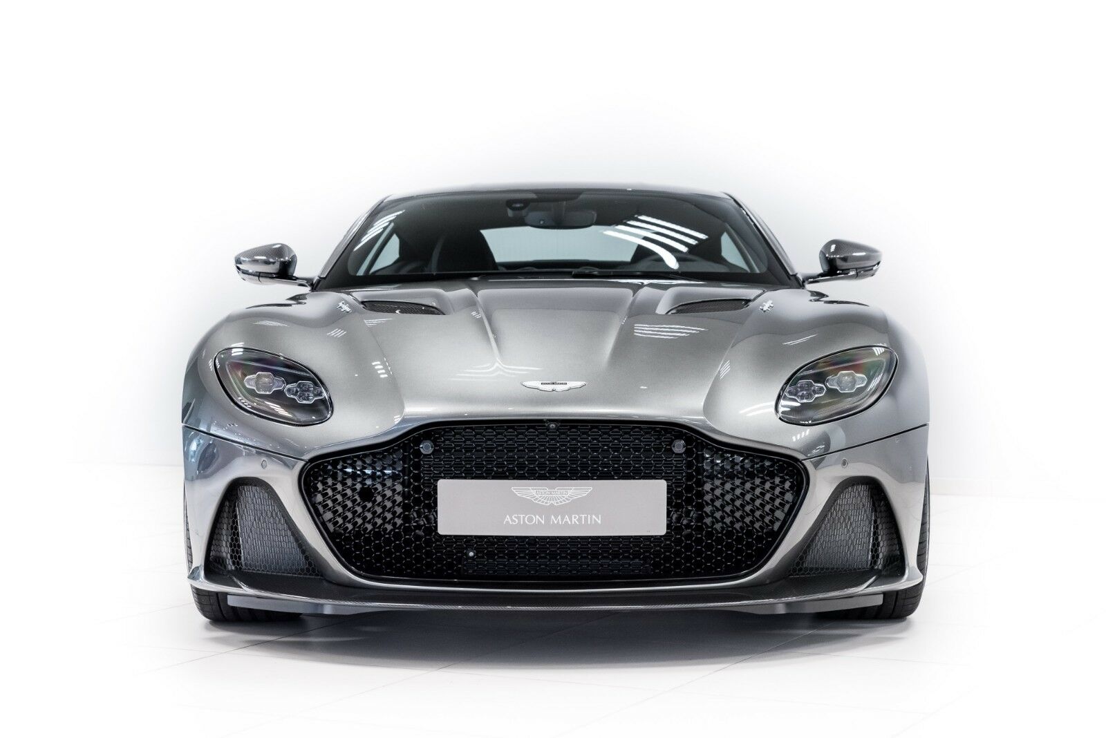 2019 Aston Martin DBS Superleggera Coupe Scintilla Silver by Q, 14/15