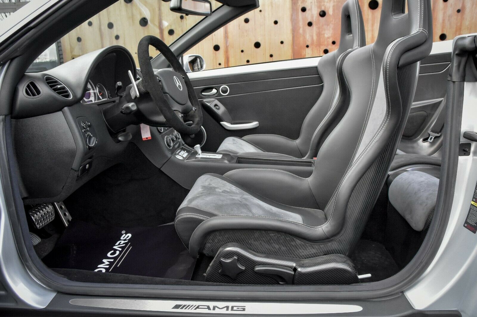 2010 MERCEDES-BENZ CLK DTM AMG Cabrio, 9/20