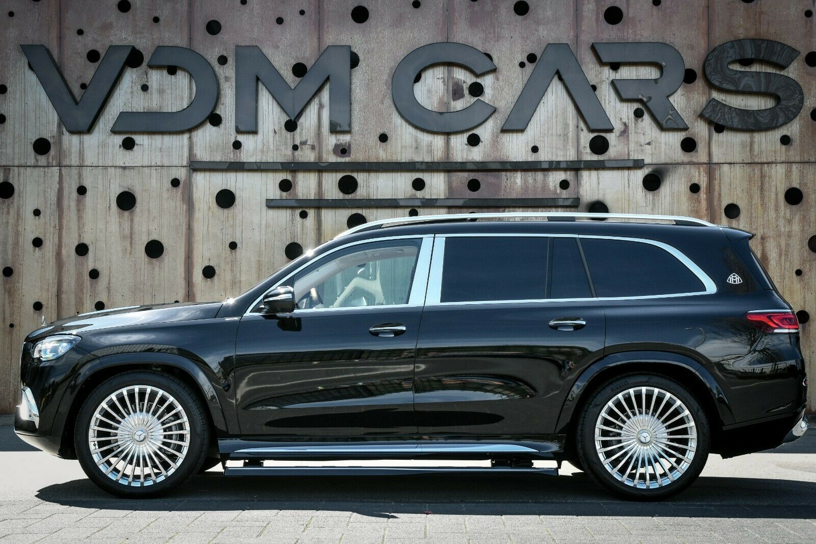 2021 MERCEDES-MAYBACH GLS 600, 16/20