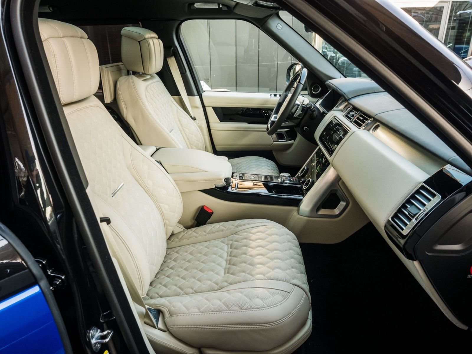 2019 Land Rover Range Rover SV Autobiography, 13/15
