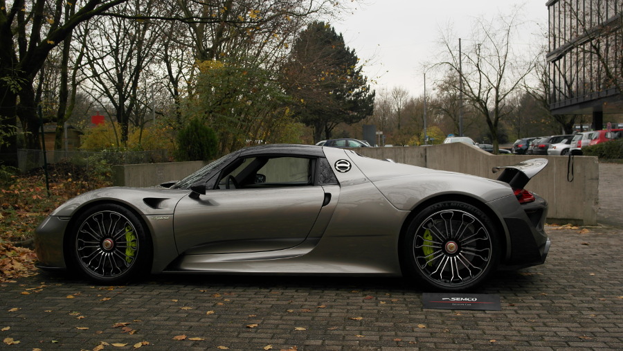 2014 PORSCHE 918 SPYDER, 3/8