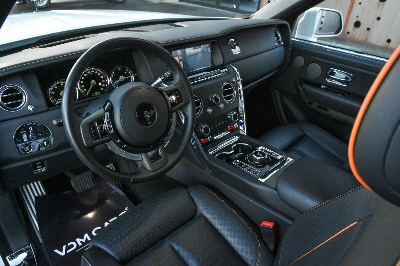 2019 ROLLS-ROYCE CULLINAN, 3/20