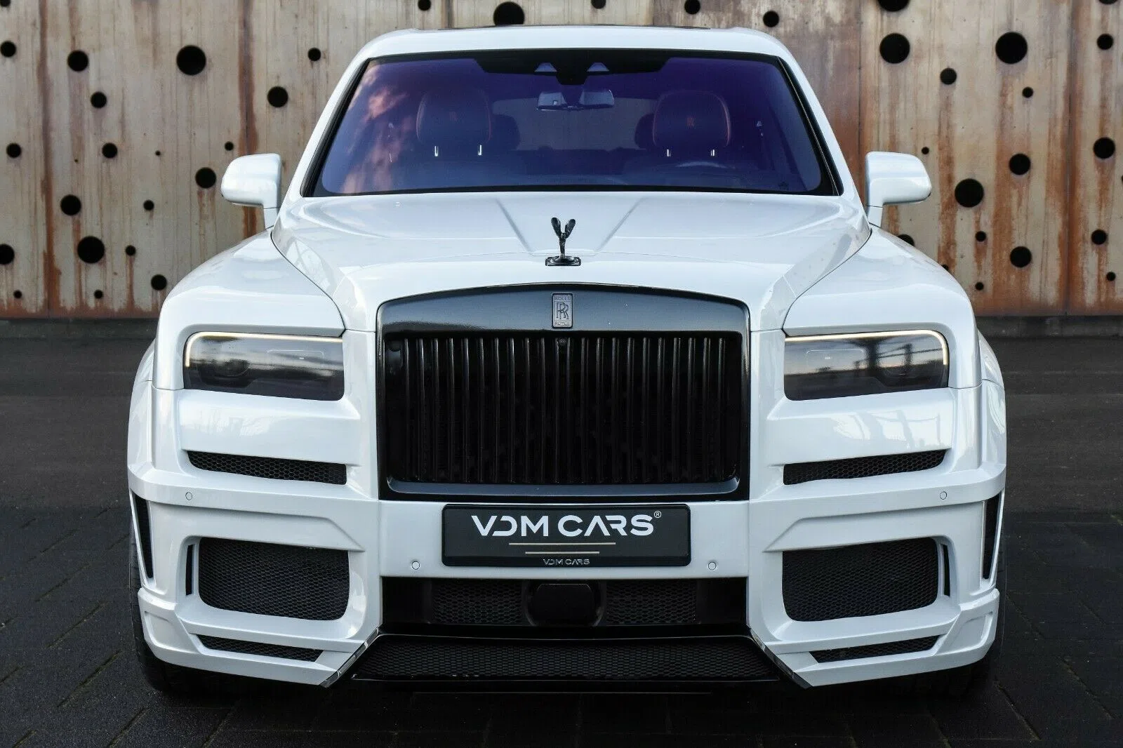 2019 Rolls-Royce Cullinan for sale, exterior, White