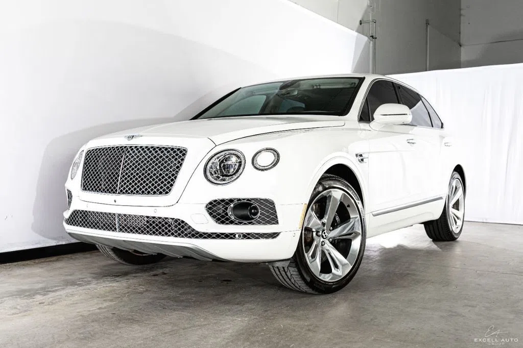 2018 Bentley Bentayga, exterior, White