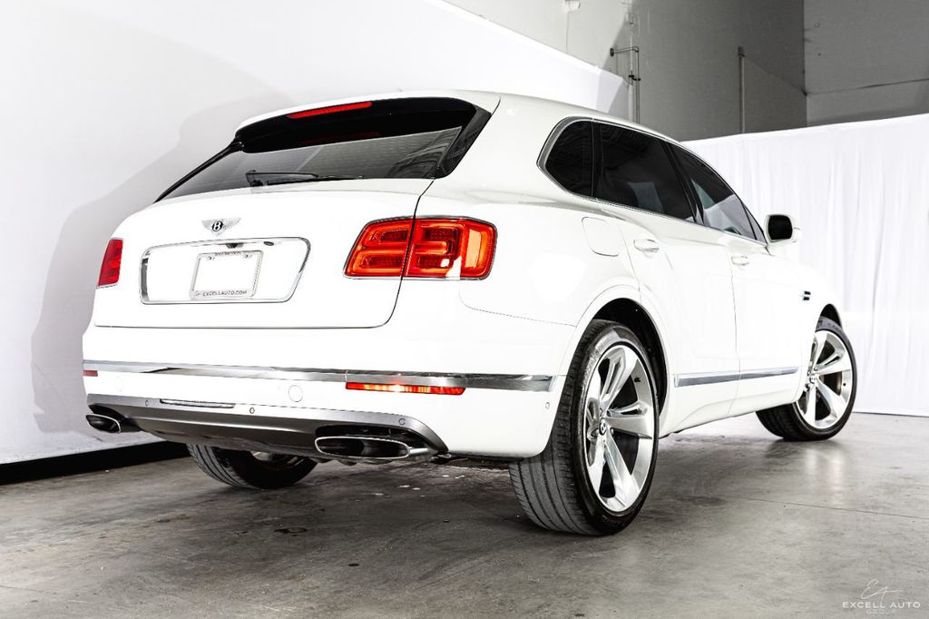 2018 BENTLEY BENTAYGA, 8/15