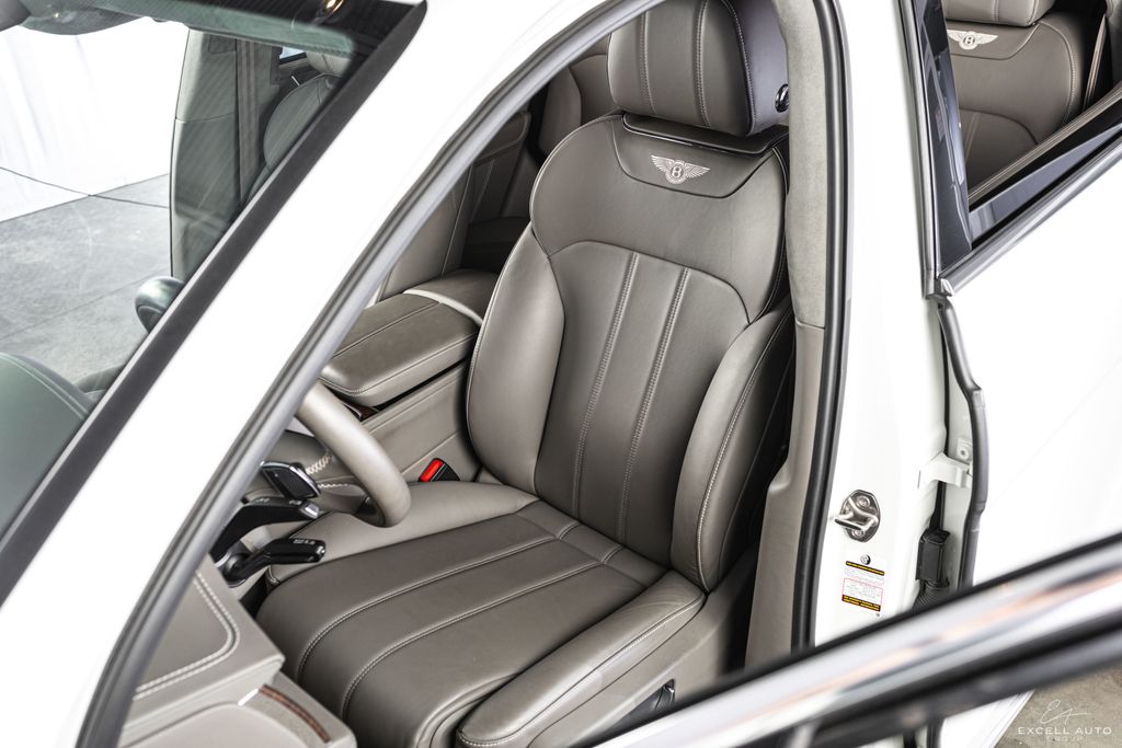 2018 BENTLEY BENTAYGA, 15/15
