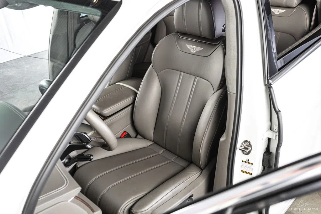2018 Bentley Bentayga interior, seats, Hopper, Leather