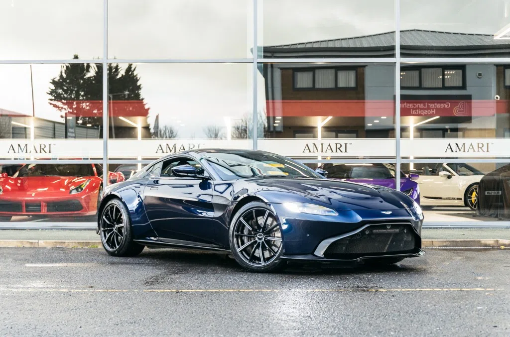 2019 ASTON MARTIN VANTAGE