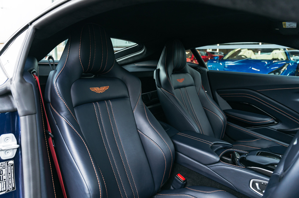 2019 ASTON MARTIN VANTAGE, 3/19
