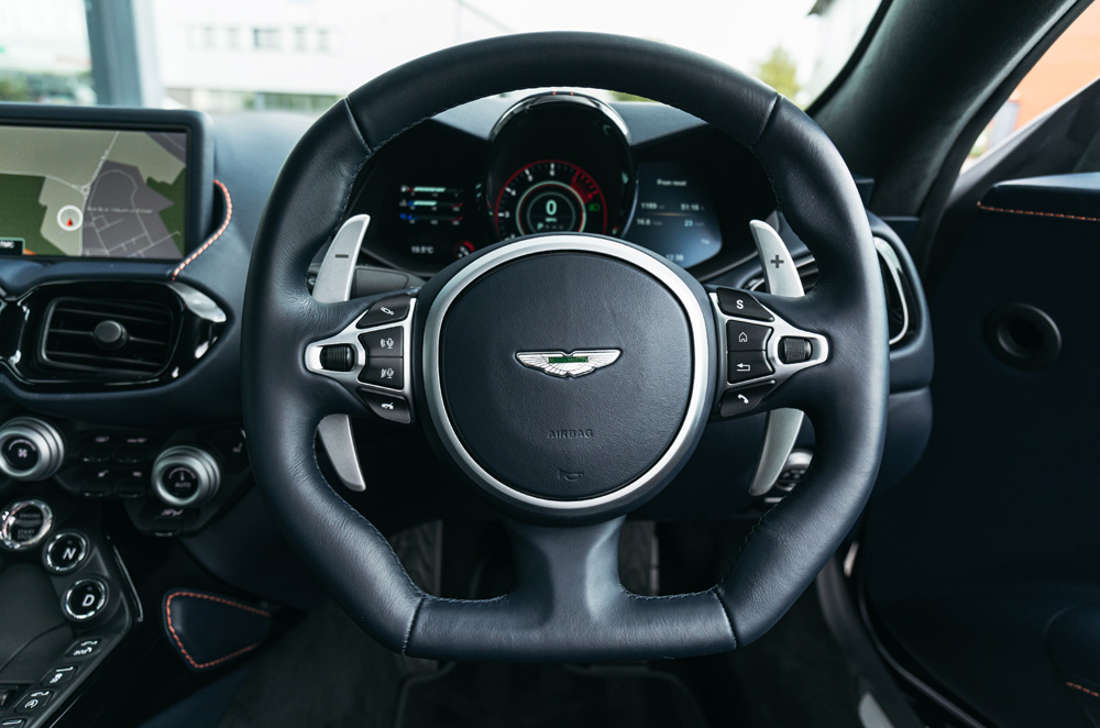 2019 ASTON MARTIN VANTAGE, 5/19