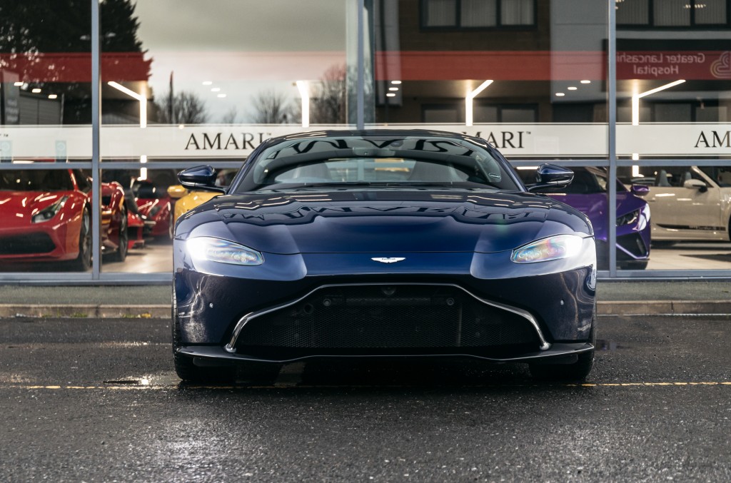 2019 ASTON MARTIN VANTAGE, 7/19