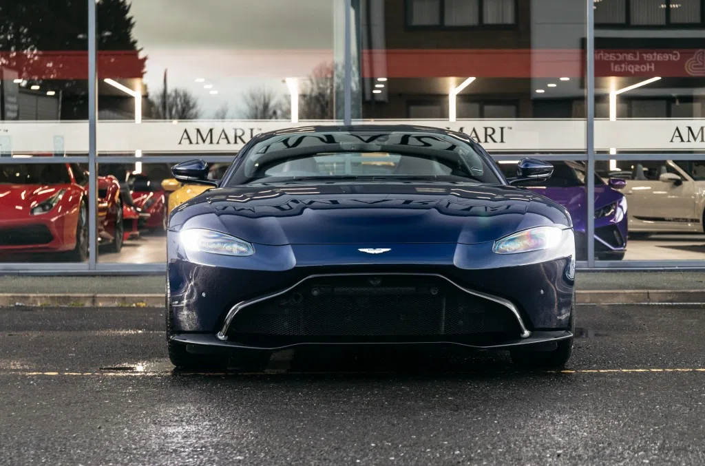 2019 ASTON MARTIN VANTAGE, 7/19