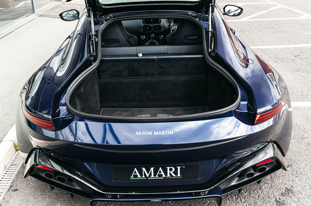2019 ASTON MARTIN VANTAGE, 15/19